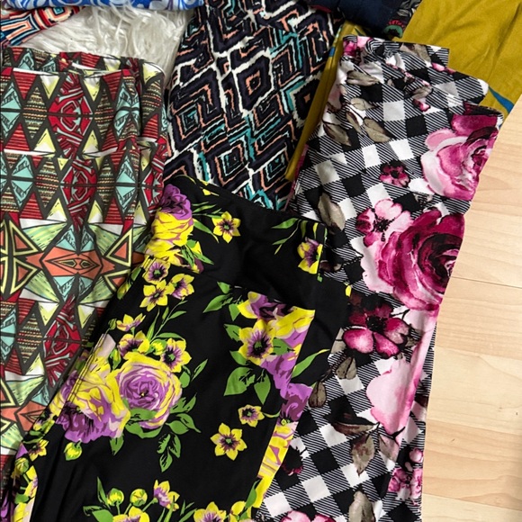 HUGE Lot of Lularoe Leggings OS 17 Pairs - Picture 7 of 8